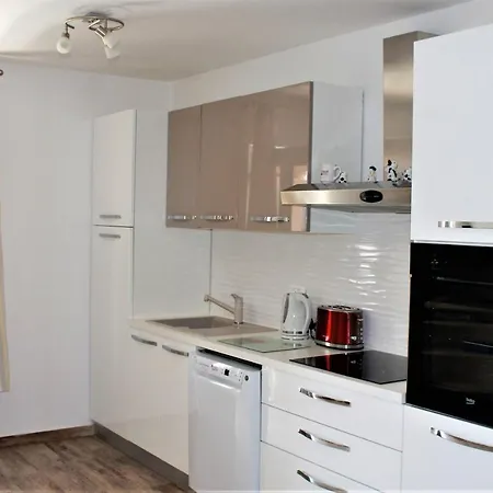 Апартаменты Klaudija Валун