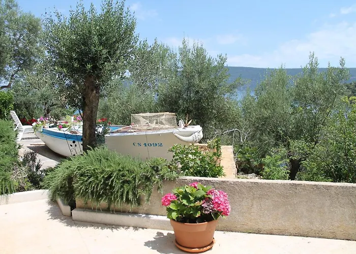 Klaudija Apartment *